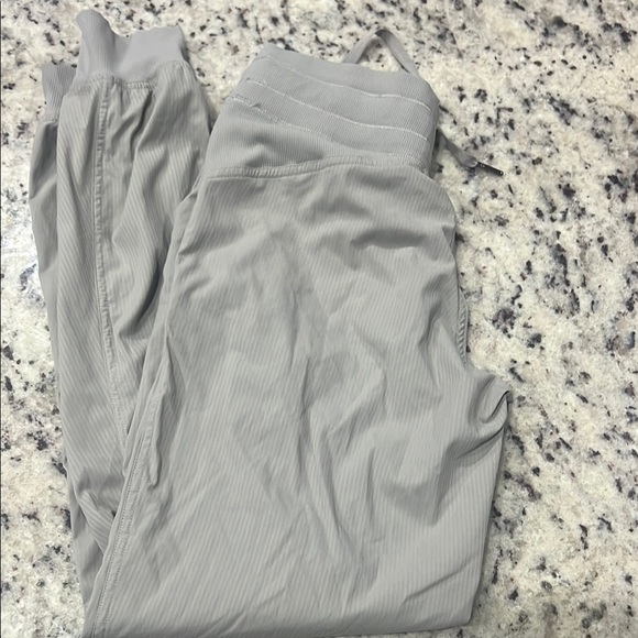 Lululemon Women's Dance Studio Mid-Rise Jogger - Picture 3 of 4